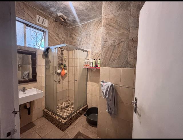 3 BEDROOM FREEHOLD FOR SALE IN UMBILO